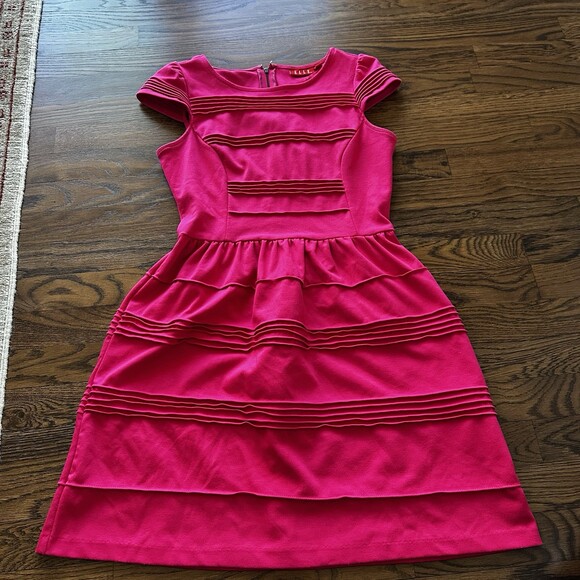 ELLE Dresses & Skirts - ELLE Pink summer Dress